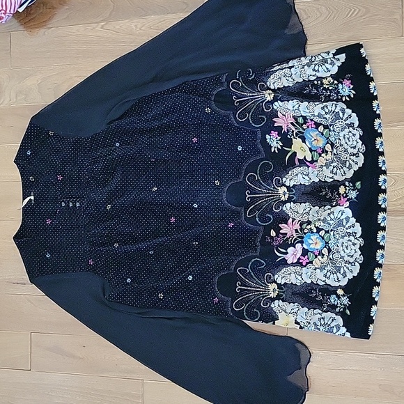 Free People Dresses & Skirts - Free People Velvet Black Print Top with Sheer Trumpet Bell Sleeve Black 8